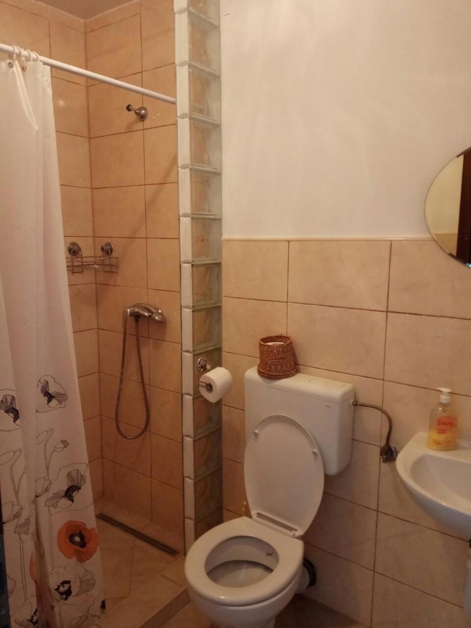 Apartmani Mina ネウム エクステリア 写真